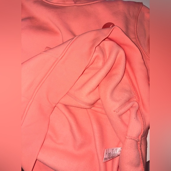 Carhartt XL Relaxed Fit Hoodie in Soft Peach - Picture 4 of 4